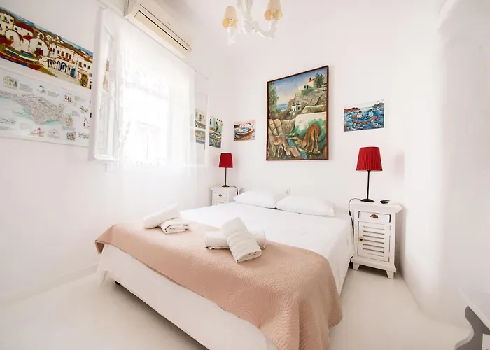 Hotel Delphines